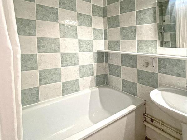 Appartement 2 pièces 30m2 Digne-les-Bains (04000)