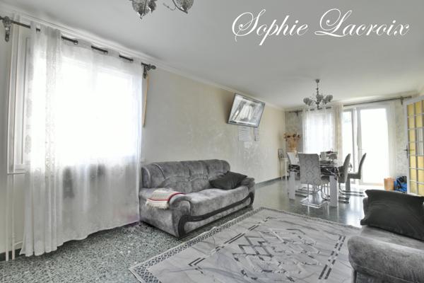 Maison 6 pièces - 150 m² Exclusivité efficity