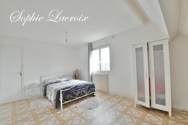 Maison 6 pièces - 150 m² Exclusivité efficity