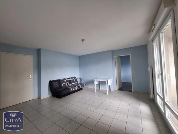 Appartement à vendre 3 pièces 56.61m² Vierzon (18100)