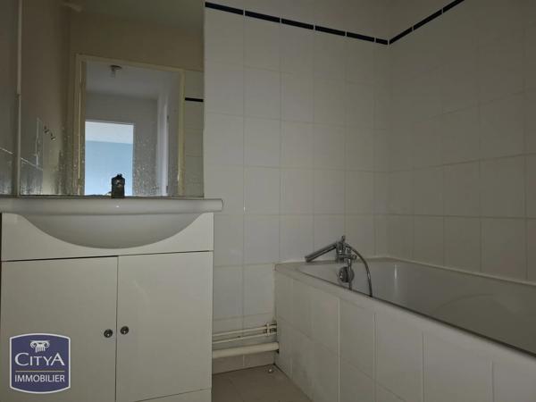 Appartement à vendre 3 pièces 56.61m² Vierzon (18100)