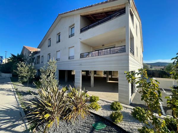 Local d'activité Saint Cyr Sur Mer 15 m2