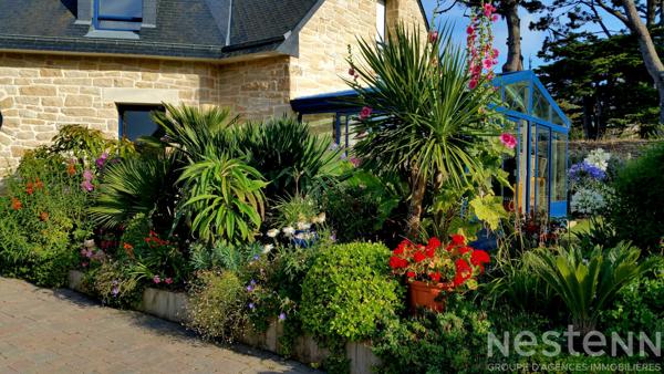 QUIBERON - Grande maison d'architecte à vendre proche du centre-ville et des plages de la baie !