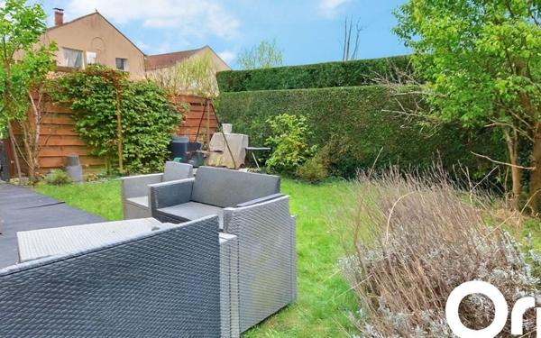 Maison à vendre    5 pièces • 88,17 m2 Voisins-le-Bretonneux