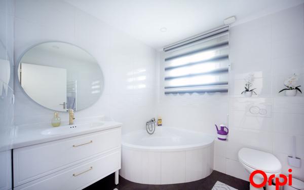 Maison à vendre    5 pièces • 112 m2 Charnay-lès-Mâcon