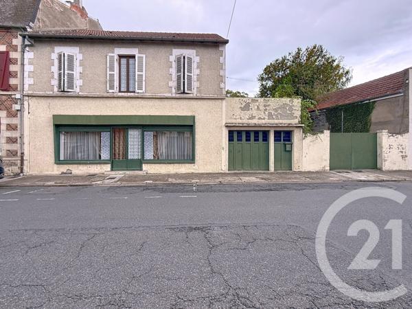 Maison à vendre  10 pièces - 230 m2 VARENNES SUR ALLIER - 03