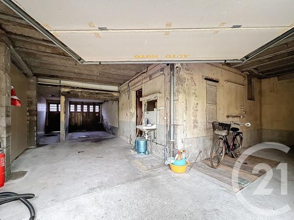 Maison à vendre  10 pièces - 230 m2 VARENNES SUR ALLIER - 03