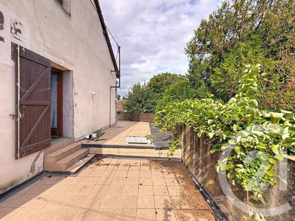 Maison à vendre  10 pièces - 230 m2 VARENNES SUR ALLIER - 03