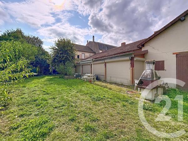 Maison à vendre  10 pièces - 230 m2 VARENNES SUR ALLIER - 03