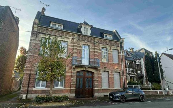 Maison à vendre    7 pièces •  La Fère