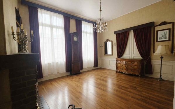 Maison à vendre    7 pièces •  La Fère