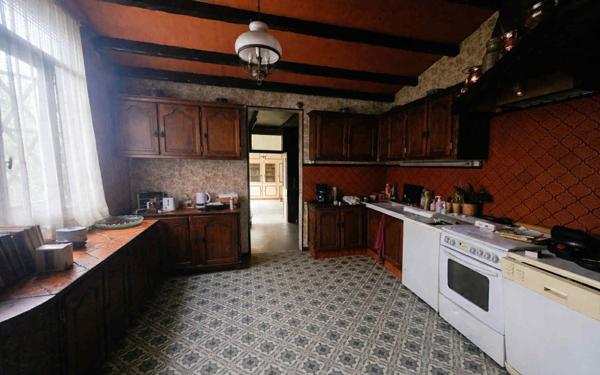 Maison à vendre    7 pièces •  La Fère