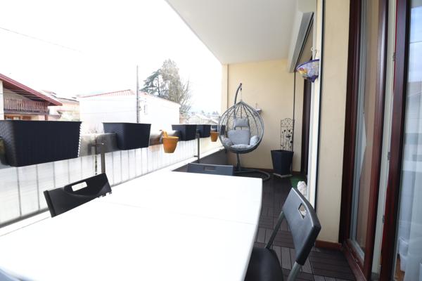 Saint-Martin-d'Hères (38400) T4 Saint Martin d'Hères 105 m² avec terrasse et parking