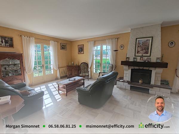 Maison 6 pièces - 132 m² Exclusivité efficity