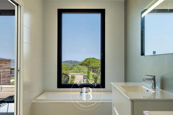 Sainte-Lucie-de-Porto-Vecchio, Villa jumelée 5 Chambres -  300 m² à vendre