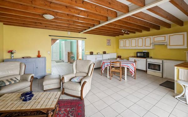 Maison à vendre    4 pièces •  Libourne