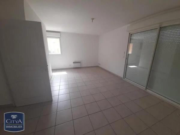 Appartement à louer 2 pièces 46.34m² Tarbes (65000)