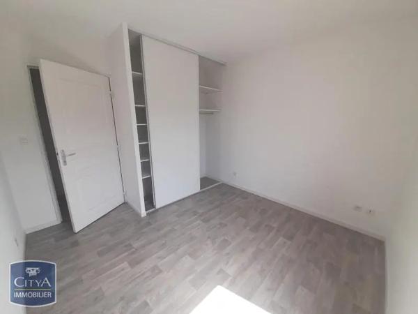 Appartement à louer 2 pièces 46.34m² Tarbes (65000)