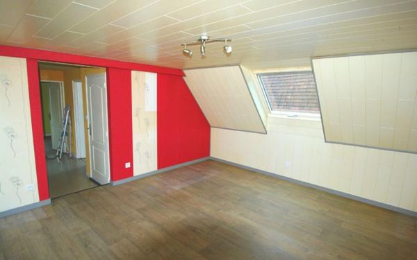 Immeuble à vendre    8 pièces •  La Broque