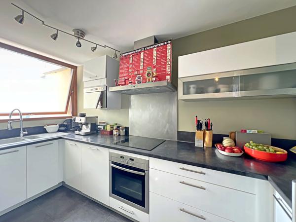 Rennes (35000) Exclusivité – Spacieux Appartement T5 avec balcon et garage – Quartier Colombier, Centre-ville de Rennes