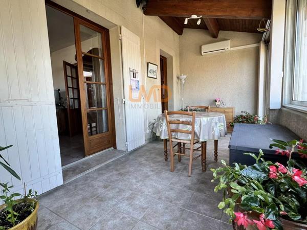 Spacieuse maison familiale de 6 pièces avec piscine et terrain arboré