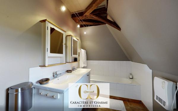 Bergerac (24100) Domaine touristique en Dordogne: 11 gîtes - 5 piscines - tennis - 3,5 hectares