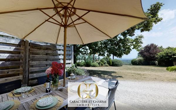 Bergerac (24100) Domaine touristique en Dordogne: 11 gîtes - 5 piscines - tennis - 3,5 hectares
