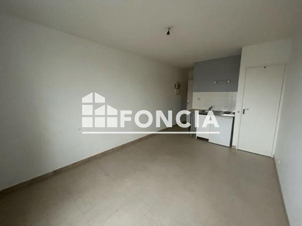 Location Studio 19.12 m² - 25 RUE DE LA GIBAUDERIE Poitiers 86000