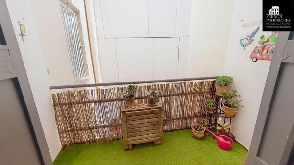 Appartement bourgeois - 108m² habitable -  Deuxième étage - Parfait état - Centre ville de Perpignan