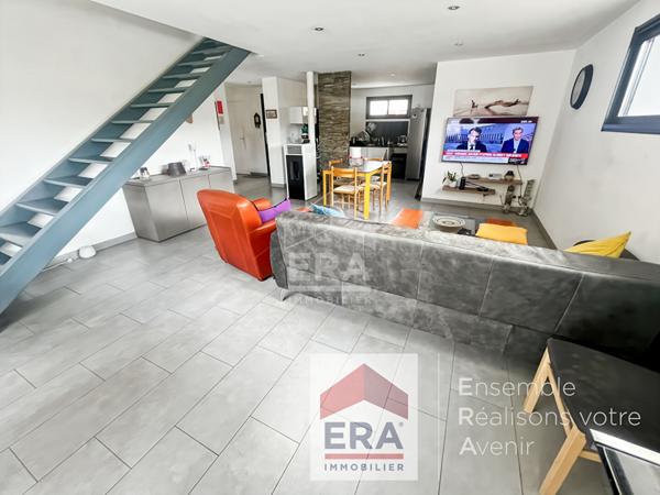 Maison contemporaine 6 pièces à vendre à Elne avec vue sur les Albères
