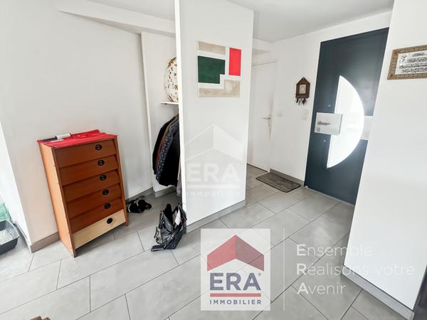 Maison contemporaine 6 pièces à vendre à Elne avec vue sur les Albères