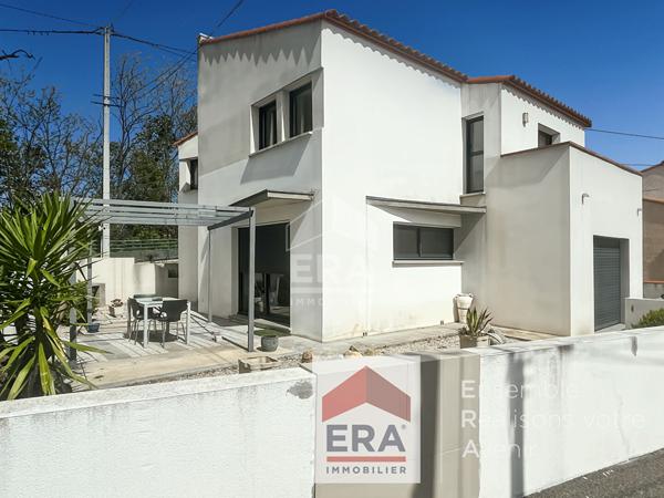 Maison contemporaine 6 pièces à vendre à Elne avec vue sur les Albères