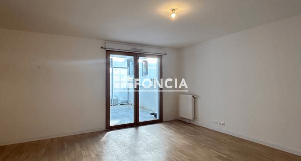 Location Appartement 2 pièces 47.96 m² - Massy 91300