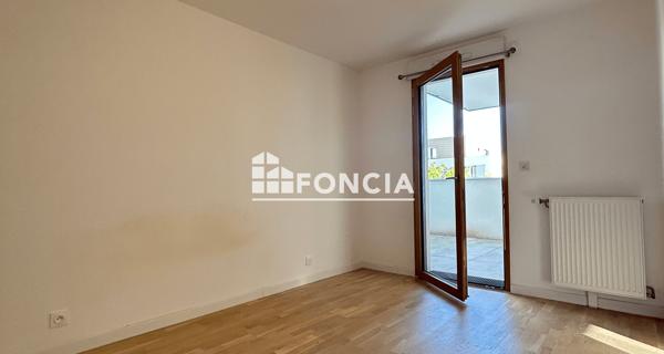 Location Appartement 2 pièces 47.96 m² - Massy 91300