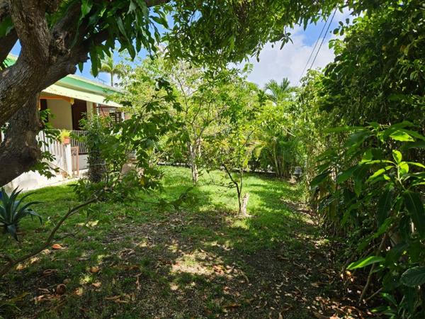Maison à vendre 5 pièces SAINTE ANNE (971)