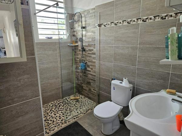 Maison à vendre 5 pièces SAINTE ANNE (971)
