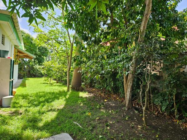 Maison à vendre 5 pièces SAINTE ANNE (971)
