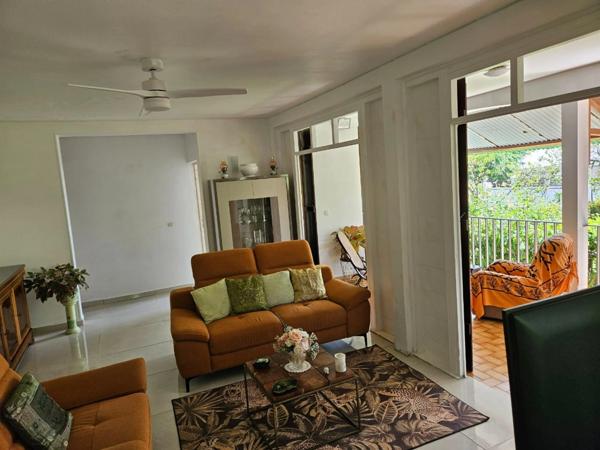 Maison à vendre 5 pièces SAINTE ANNE (971)