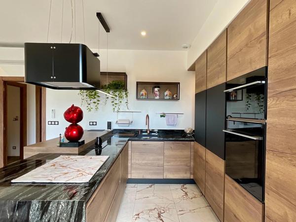 Maison à vendre 5 pièces SAINT JEAN DE GONVILLE (01) un mariage réussi entre prestations de qualité et vie de plain-pied !