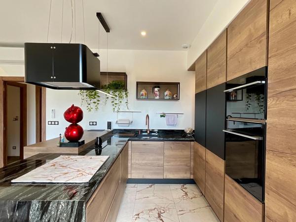 Maison à vendre 5 pièces SAINT JEAN DE GONVILLE (01) un mariage réussi entre prestations de qualité et vie de plain-pied !