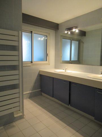 IDEAL FAMILLE NOMBREUSE LA ROCHELLE