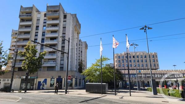 Parking à vendre  12 m 2   JOUE LES TOURS  - 37
