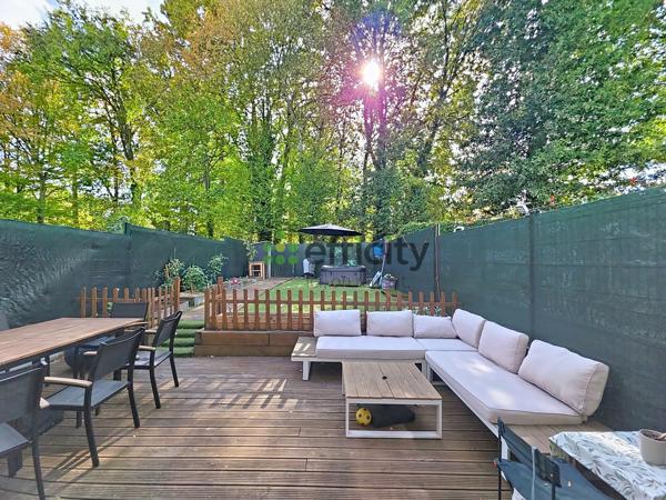 Maison
         6 pièces
        - 83 m² Exclusivité 269 900 € *