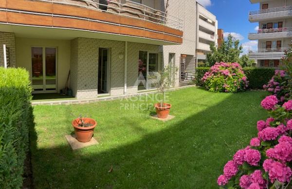 Appartement meublé Saint Germain En Laye 2 pièce(s) - Au pied du TRAMWAY 13 Loyer 1 247 €/mois charges comprises **  - Référence  18091