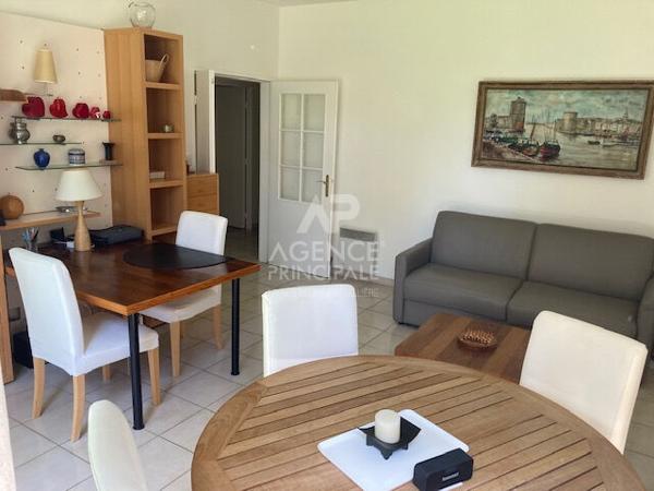 Appartement meublé Saint Germain En Laye 2 pièce(s) - Au pied du TRAMWAY 13 Loyer 1 247 €/mois charges comprises **  - Référence  18091