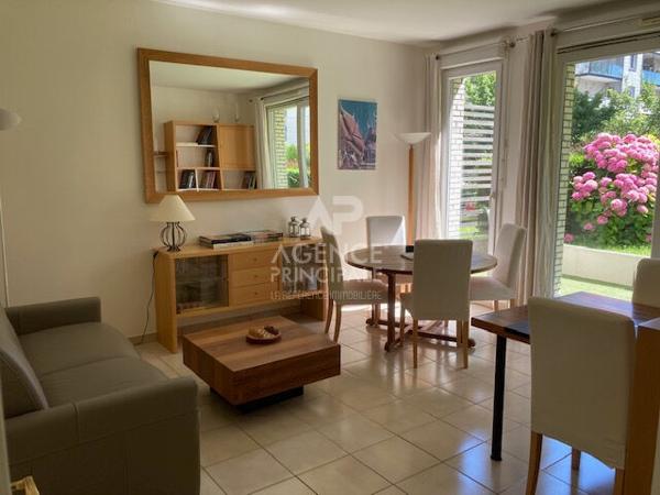 Appartement meublé Saint Germain En Laye 2 pièce(s) - Au pied du TRAMWAY 13 Loyer 1 247 €/mois charges comprises **  - Référence  18091