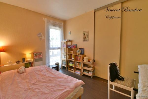Appartement à vendre 4 pièces GAILLARD (74) avec garage, cave et balcon d’angle