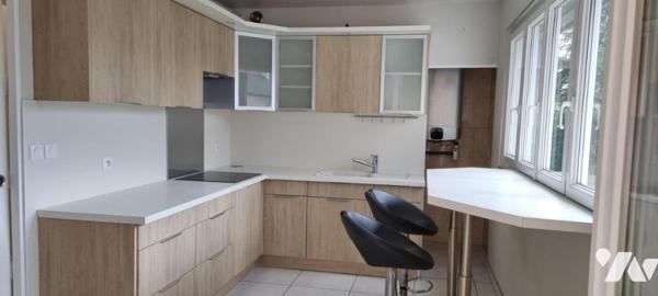 APPARTEMENT T4 DE 84 M² AVEC DEUX BALCONS ET GARAGE
