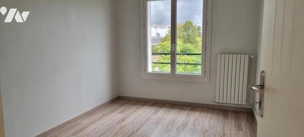APPARTEMENT T4 DE 84 M² AVEC DEUX BALCONS ET GARAGE