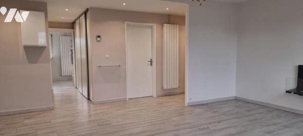 APPARTEMENT T4 DE 84 M² AVEC DEUX BALCONS ET GARAGE